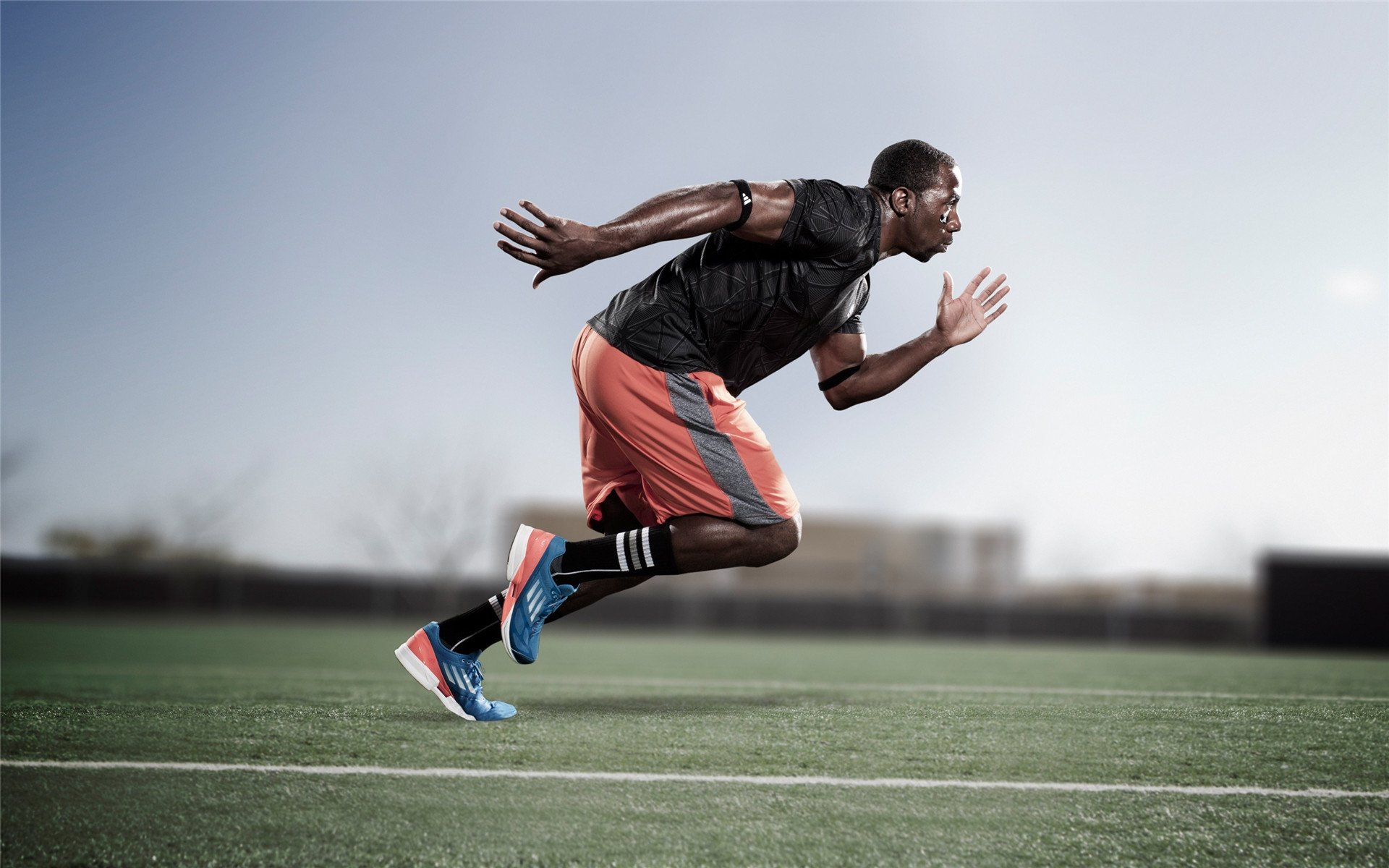 美国女足在巴黎奥运会比赛中以3-2战胜德国，美国女足奥运会预选赛